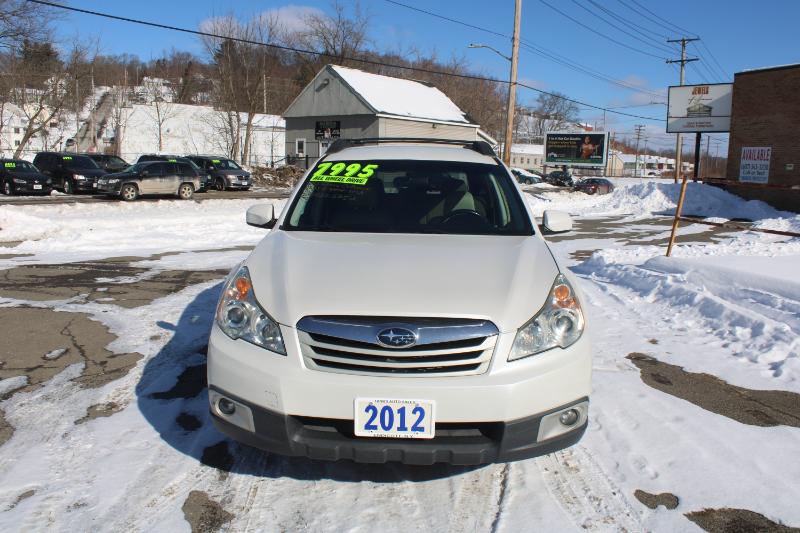 Subaru Outback 2.5i Premium 2012