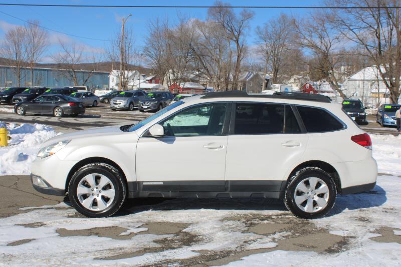 Subaru Outback 2.5i Premium 2012