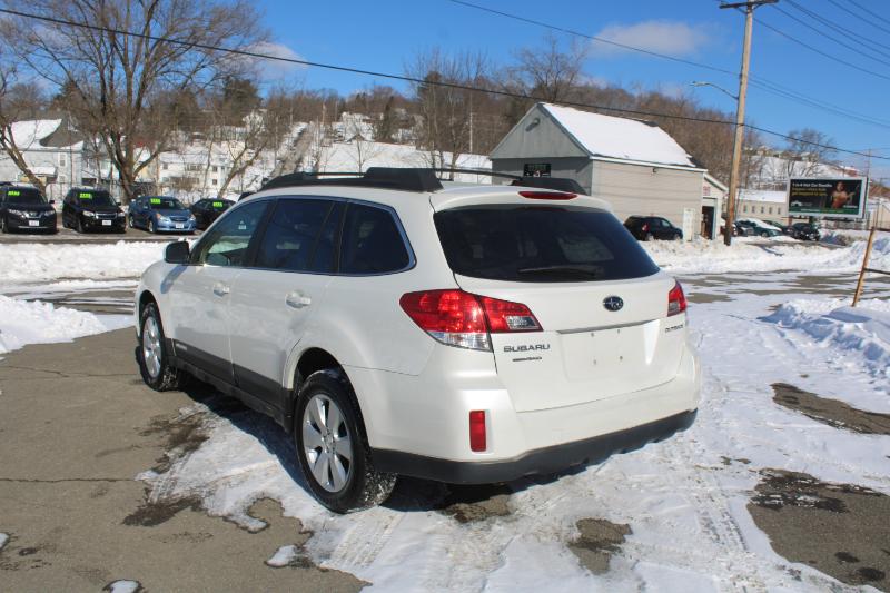 Subaru Outback 2.5i Premium 2012