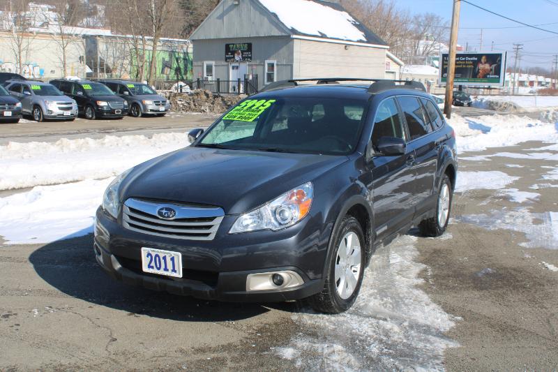 Subaru Outback 2.5i Premium 2011