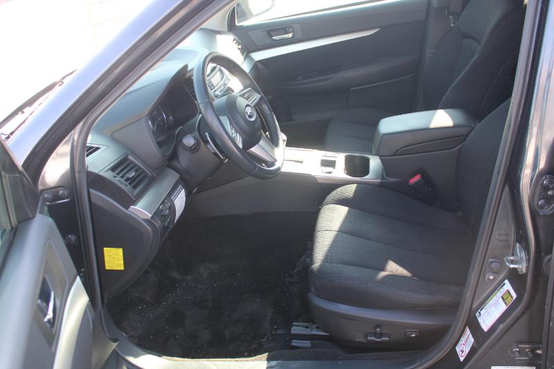 Subaru Outback 2.5i Premium 2011