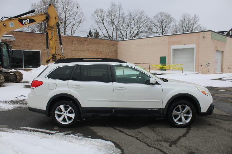 Subaru Outback 2.5i Limited 2014