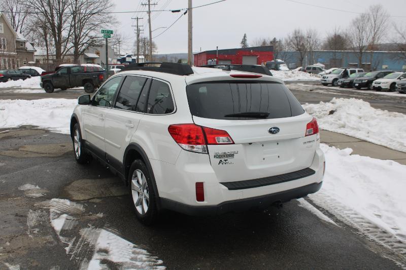 Subaru Outback 2.5i Limited 2014