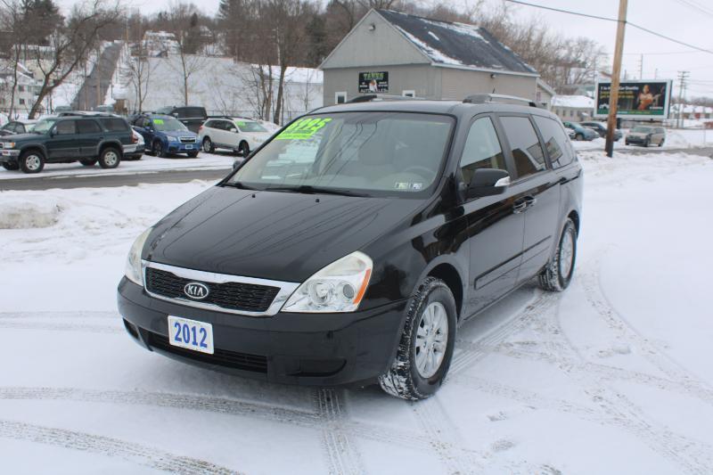 Kia Sedona LX LWB 2012
