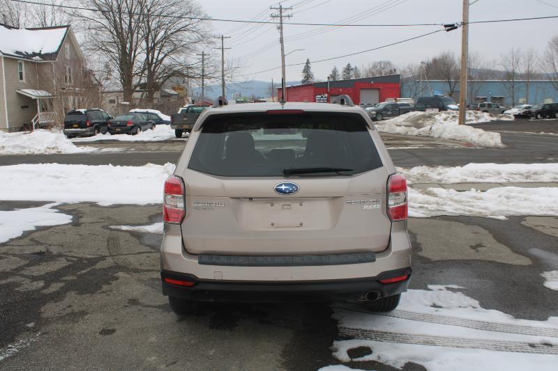 Subaru Forester 2.5i Limited 2015