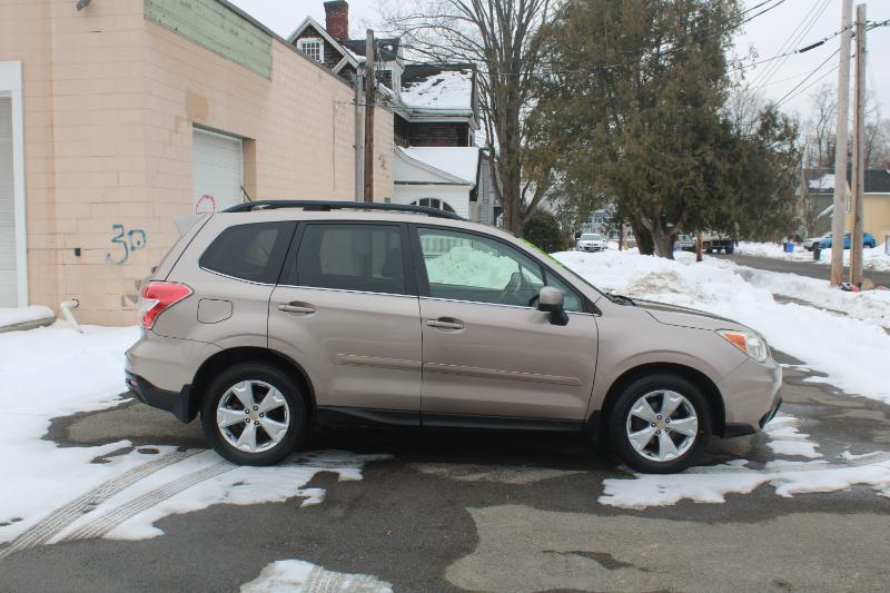 Subaru Forester 2.5i Limited 2015