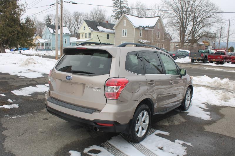 Subaru Forester 2.5i Limited 2015