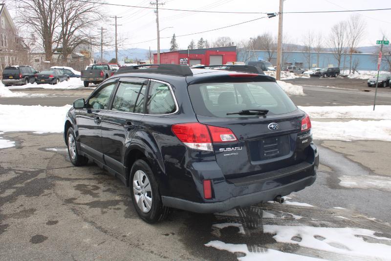 Subaru Outback 2.5i 2013