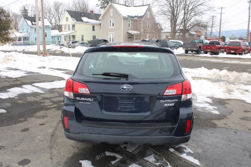 Subaru Outback 2.5i 2013