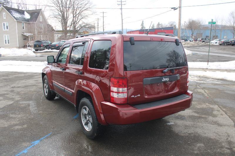 Jeep Liberty Sport 4WD 2009
