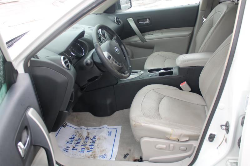 Nissan Rogue SL AWD 2012