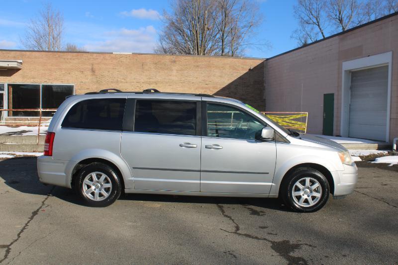 Chrysler Town & Country Touring 2010