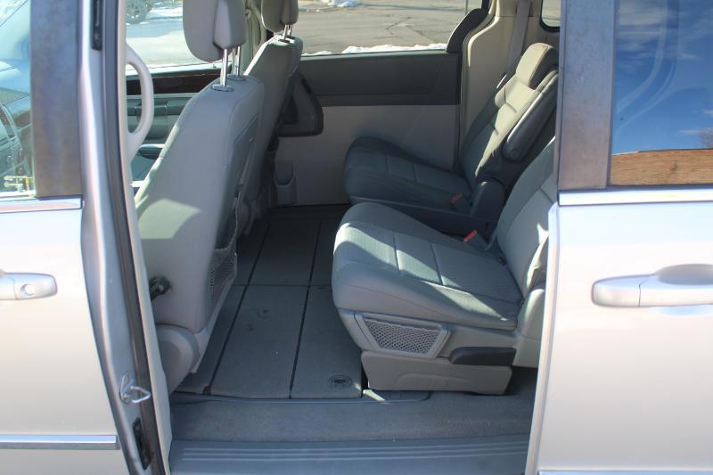 Chrysler Town & Country Touring 2010