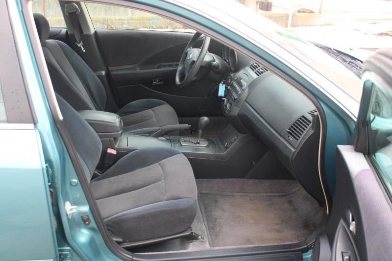 Nissan Altima 2.5 2002