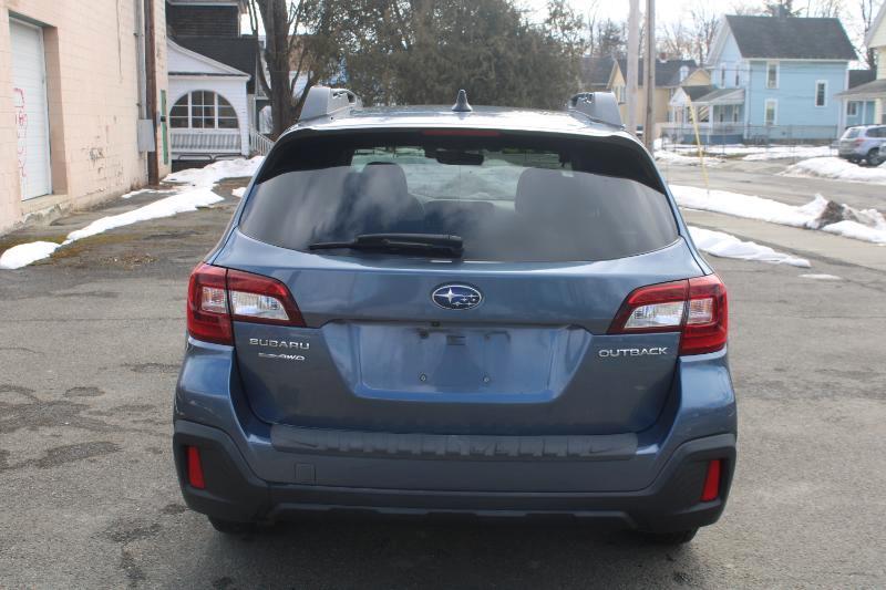 Subaru Outback 2.5i Premium 2018