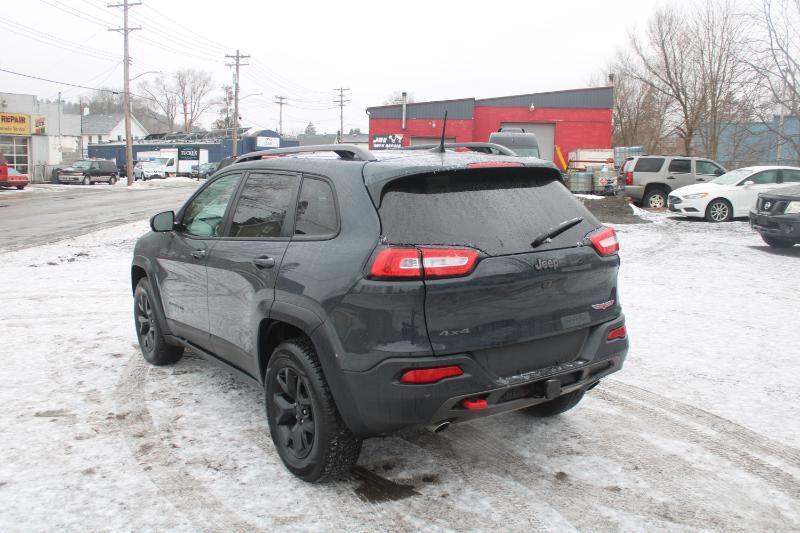 Jeep Cherokee Trailhawk 4WD 2016