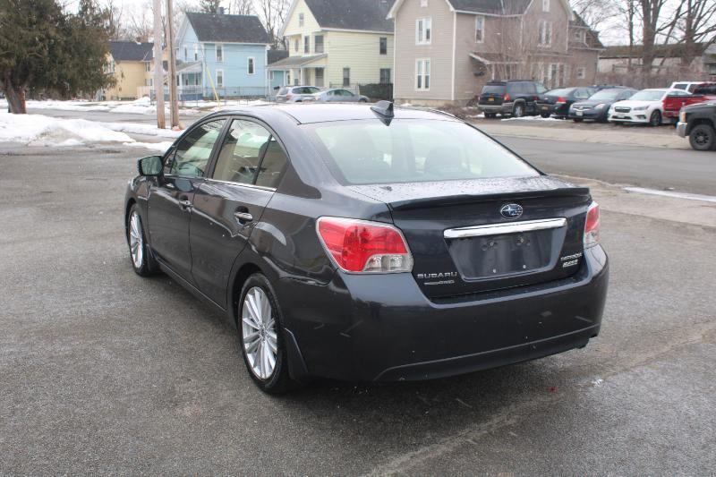 Subaru Impreza 2.0i Limited PZEV 4-Door 2016