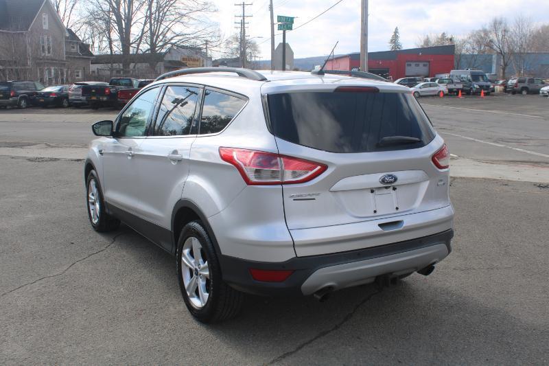Ford Escape SE 4WD 2015