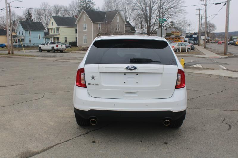 Ford Edge SE FWD 2014