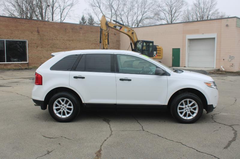 Ford Edge SE FWD 2014