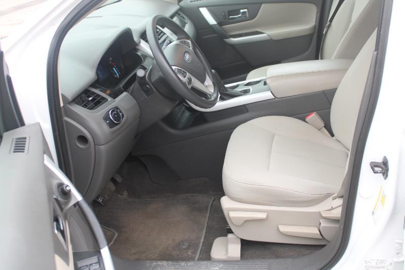 Ford Edge SE FWD 2014
