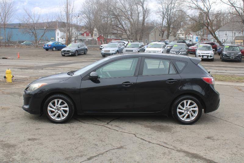 Mazda MAZDA3 i Grand Touring AT 5-Door 2013