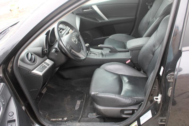 Mazda MAZDA3 i Grand Touring AT 5-Door 2013