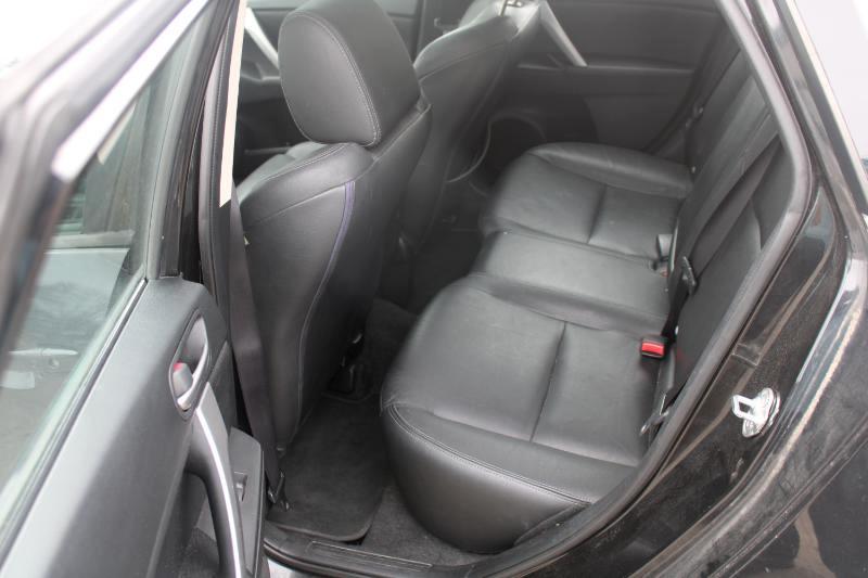 Mazda MAZDA3 i Grand Touring AT 5-Door 2013