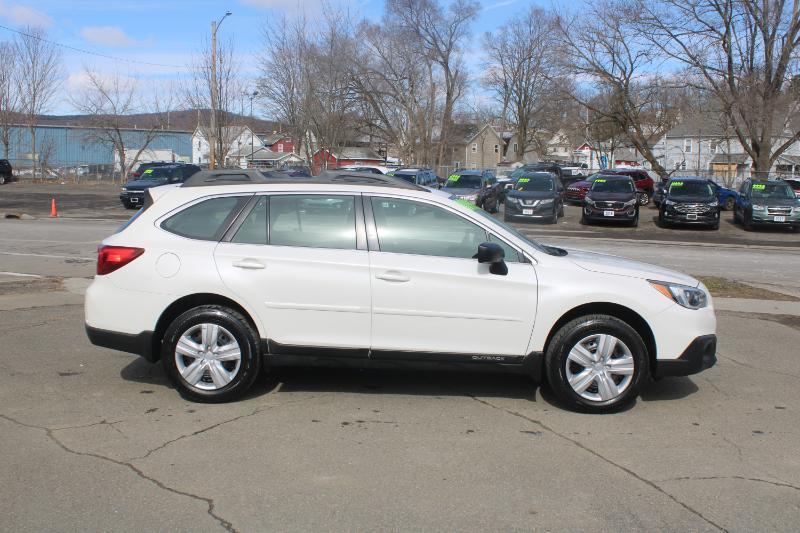 Subaru Outback 2.5i 2016