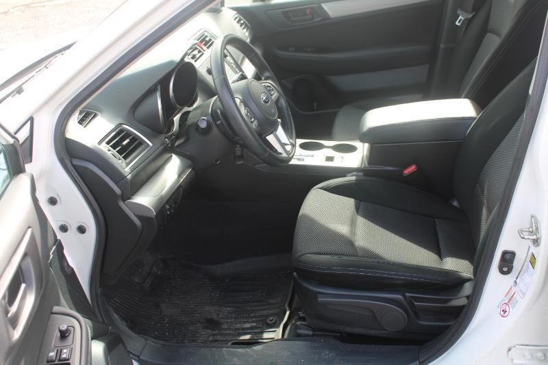 Subaru Outback 2.5i 2016