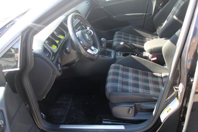 Volkswagen GTI S 6M 4-Door 2015