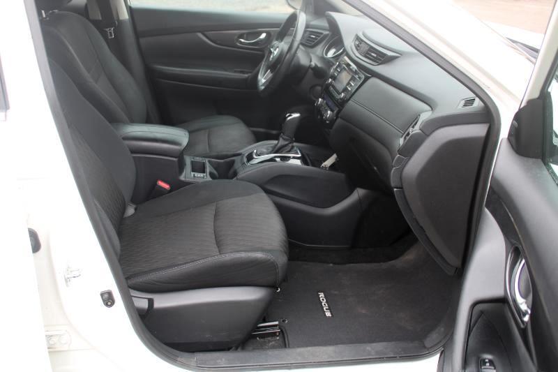 Nissan Rogue SV AWD 2017