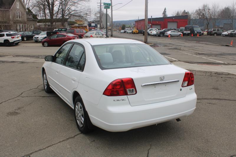 Honda Civic LX Sedan 4-spd AT 2003