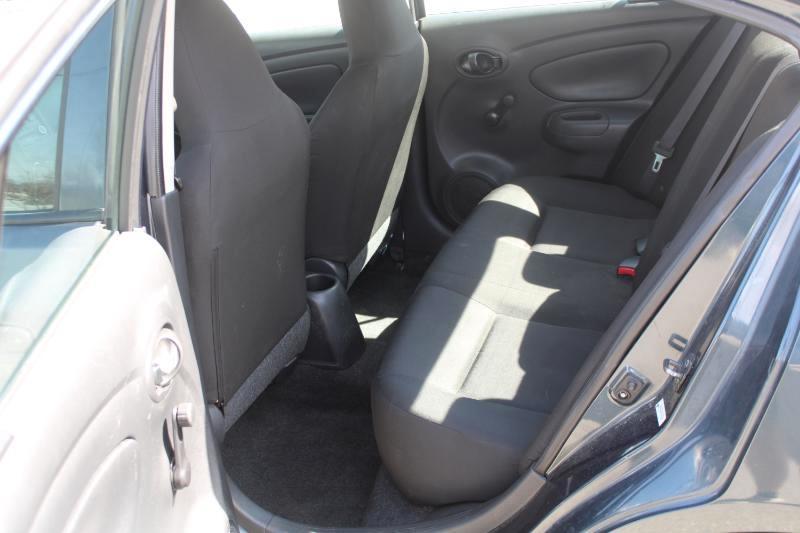 Nissan Versa 1.6 S 5M 2017