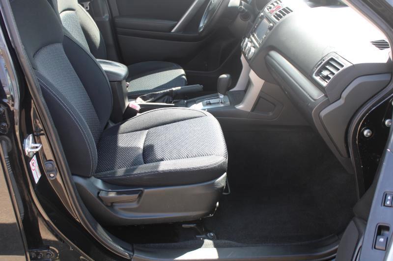 Subaru Forester 2.5i Premium PZEV CVT 2016