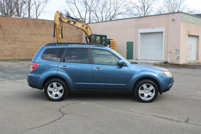 Subaru Forester 2.5X Premium 2009