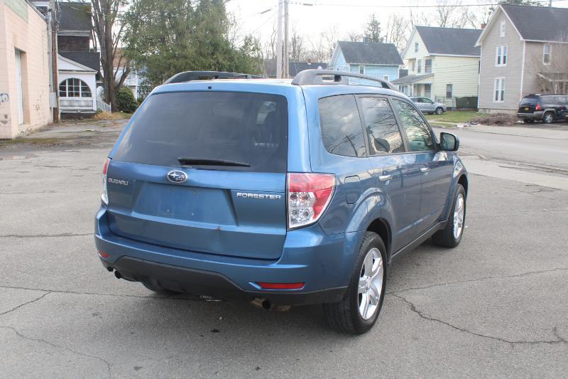 Subaru Forester 2.5X Premium 2009