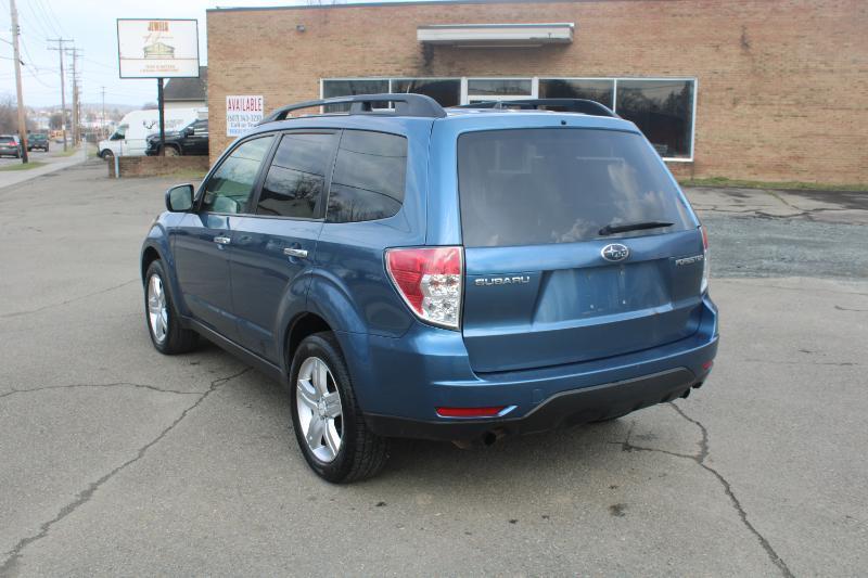 Subaru Forester 2.5X Premium 2009