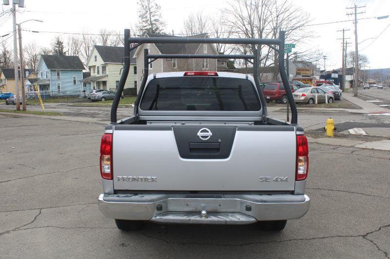 Nissan Frontier SE Crew Cab 4WD 2008