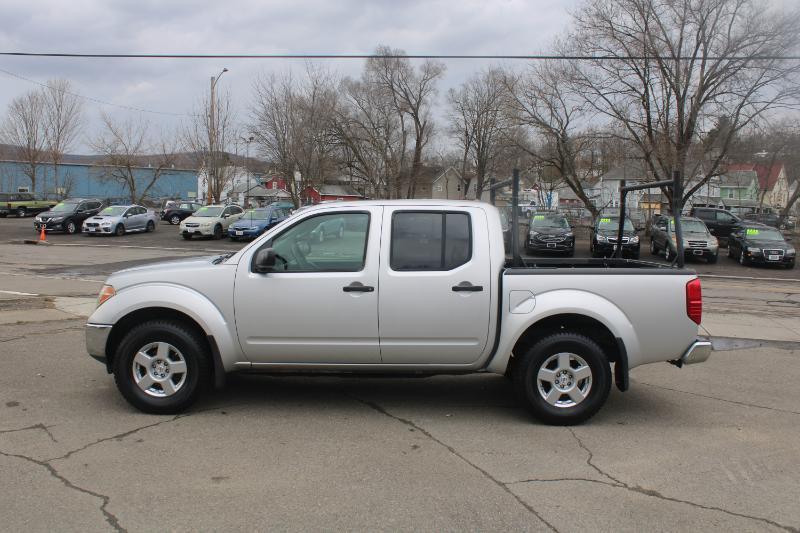 Nissan Frontier SE Crew Cab 4WD 2008