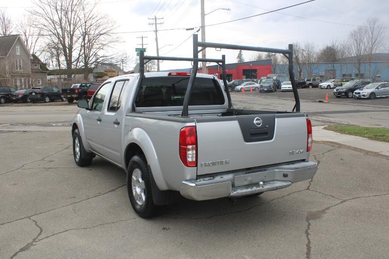 Nissan Frontier SE Crew Cab 4WD 2008