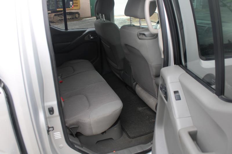 Nissan Frontier SE Crew Cab 4WD 2008