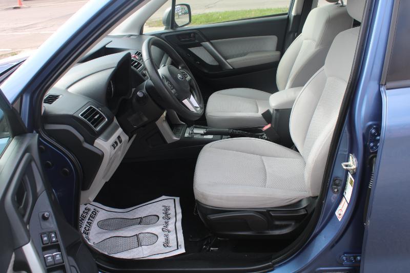 Subaru Forester 2.5i Premium PZEV CVT 2017