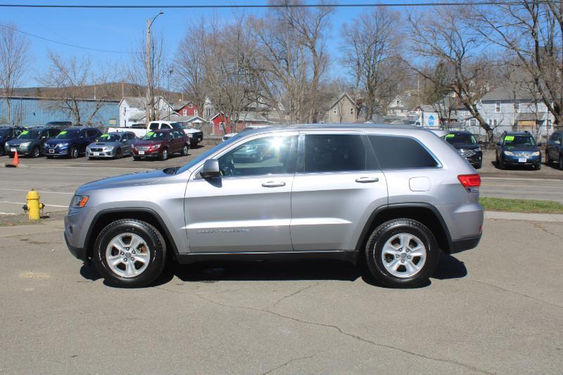 Jeep Grand Cherokee Laredo 4WD 2015