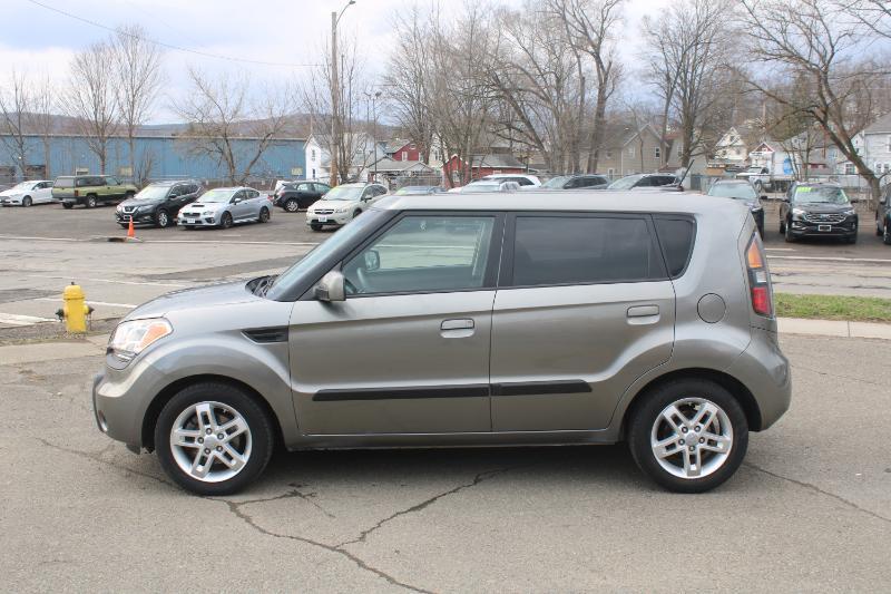 Kia Soul + 2010