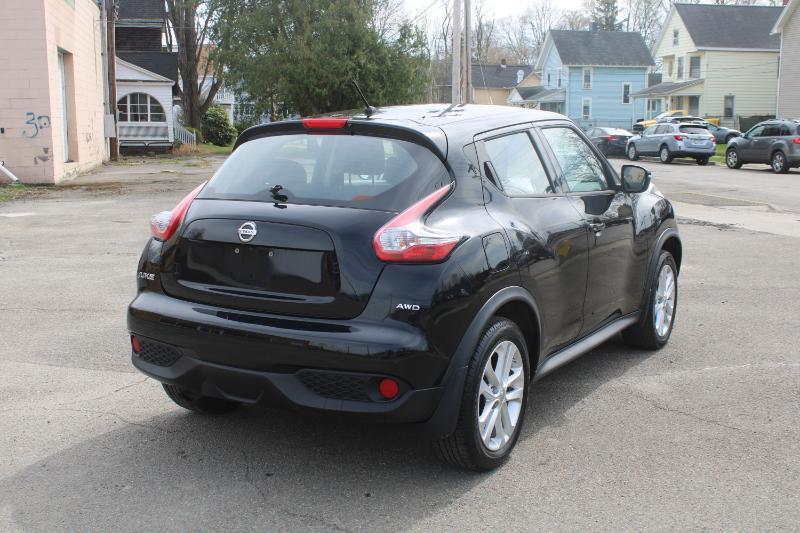 Nissan Juke S AWD 2017