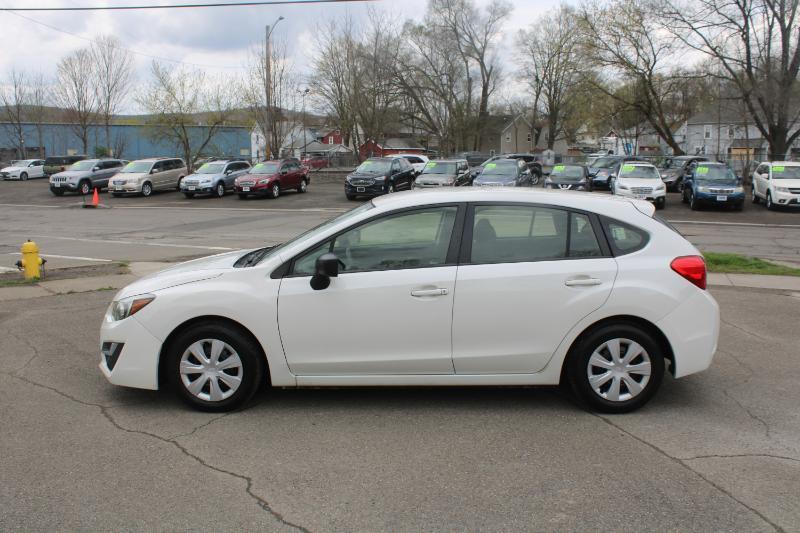 Subaru Impreza 2.0i PZEV CVT 5-Door 2016