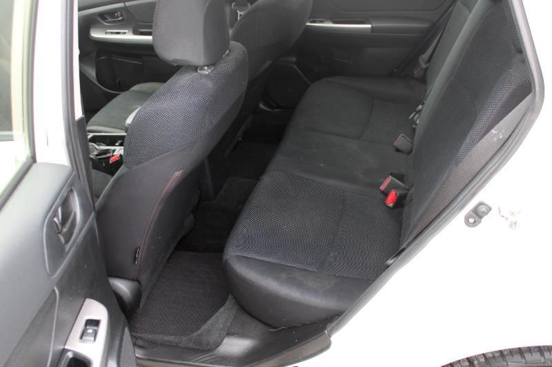 Subaru Impreza 2.0i PZEV CVT 5-Door 2016