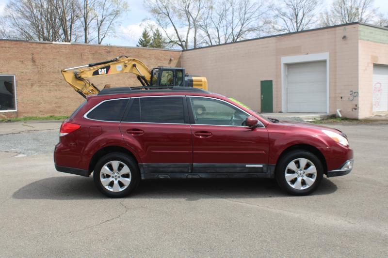 Subaru Outback 2.5i Limited 2012