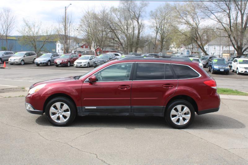 Subaru Outback 2.5i Limited 2012